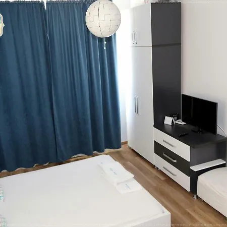 Garsoniera Miru Miru アパート